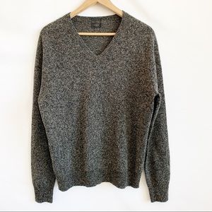 J.CREW Slim wool V-neck sweater Gray Knit Size M.